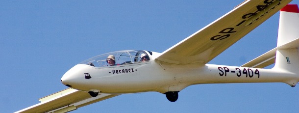 Planeur dans le ciel